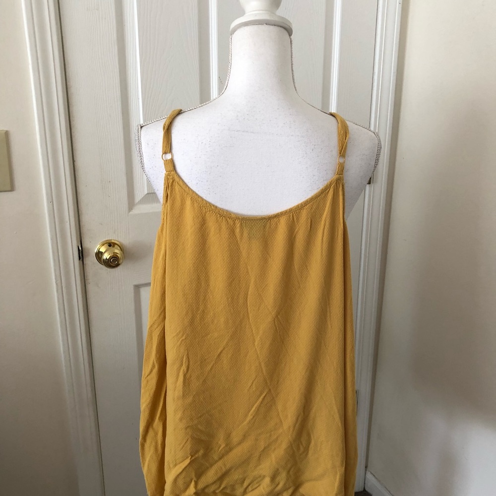 Torrid Tank - Picture 7 of 7